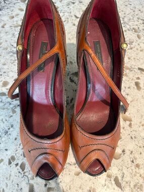 Louis Vuitton Tan Leather Mary Jane Peep-Toe Heels